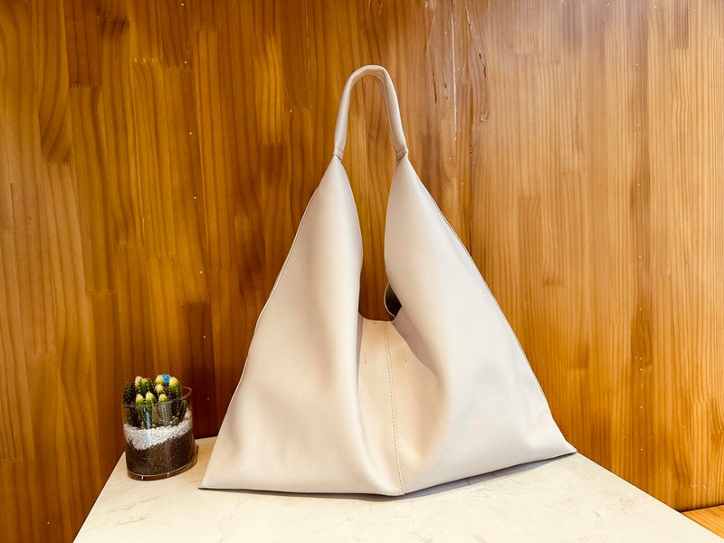 YLYYHH Leather Tote Bag, Oversized Hobo Bags, Large Tote Bag for Women Work, Vegan Leather Handbags Travel, Designer Leather Tote Handbag, Beige - Image 3
