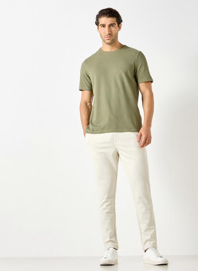 ايكونيك تيشيرت محبوك بارز الملمس بأكمام قصيرة من آيكونيك - Image 2