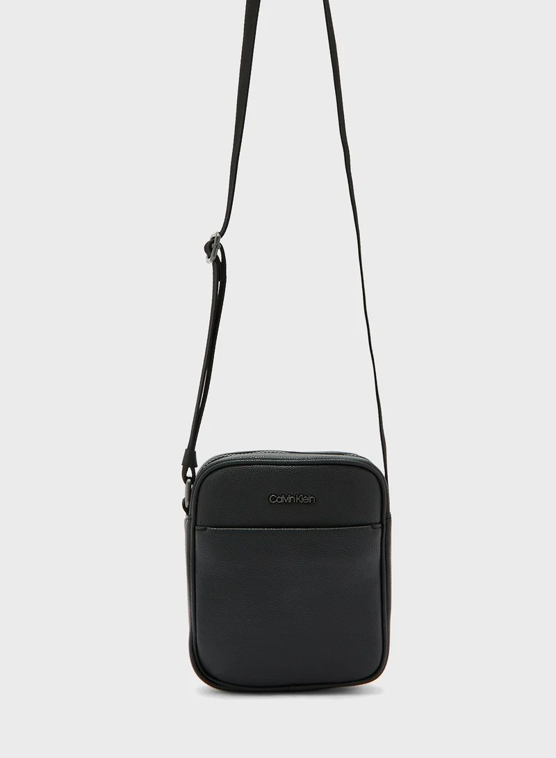 Calvin Klein Jeans Reporter Crossbody