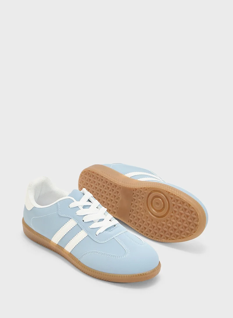 أندرينا Ladies Stripe Sneaker