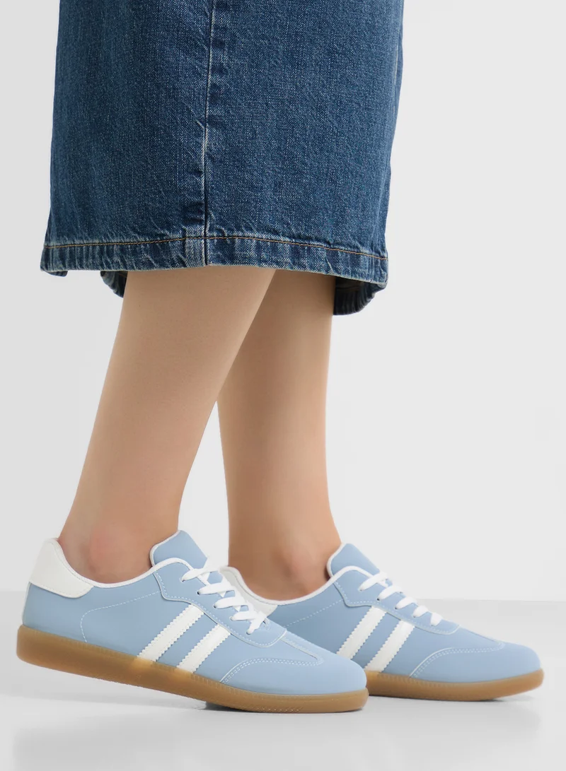 أندرينا Ladies Stripe Sneaker