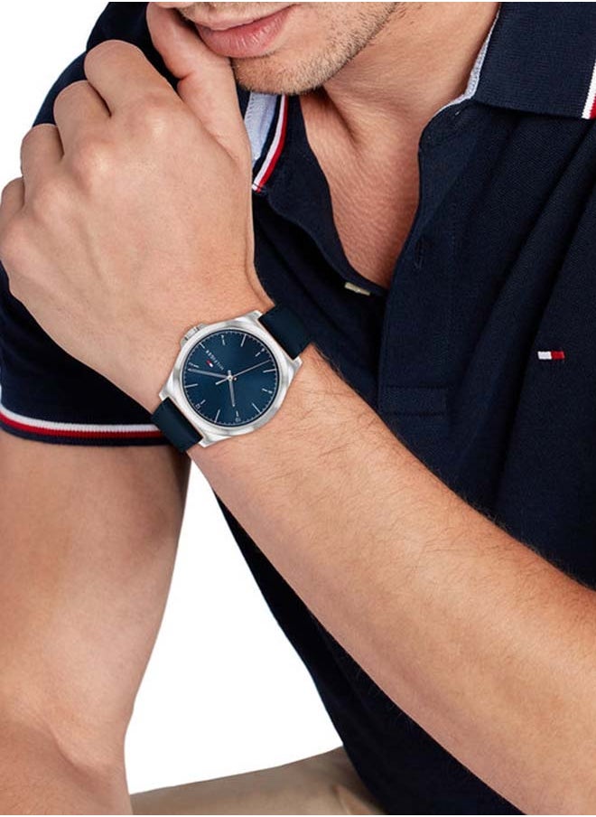TOMMY HILFIGER TOMMY HILFIGER ROUND ANALOG MEN'S NAVY CASE WATCH - 1710666  - Image 3