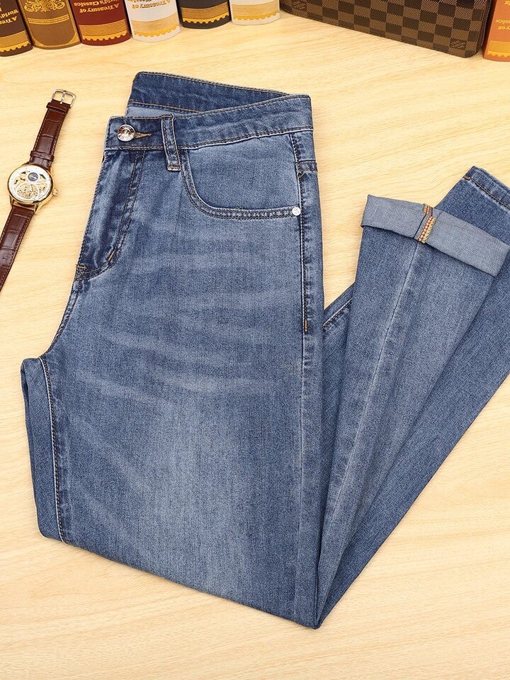 Unisex Classic Denim Jeans Loose Fit Daily Outdoor Wear - Image 5