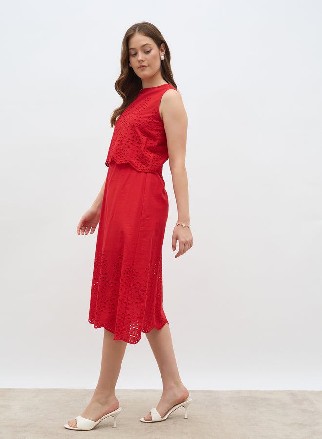 ستايلي فستان ميدي - بدون أكمام للنساء من  بلون أحمر شيفلي - Image 3