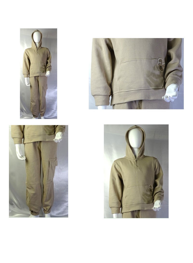 شلــــتر صناعة تركية فاخرة؛ طقم بنات مكون من قطعتين سويت شيرت و بنطلون قماش من مجموعة شلتر 35652 - Image 1