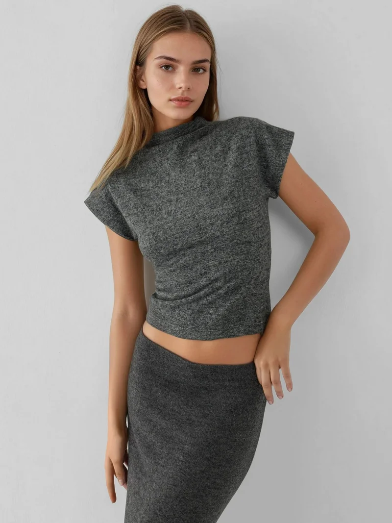 Textured Crew Neck Sleeveless Top