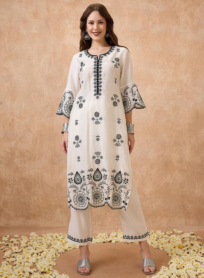 Globus Women Off-White Scalloped Hem Embroidered Kurta and Straight Pant Set - Image 1