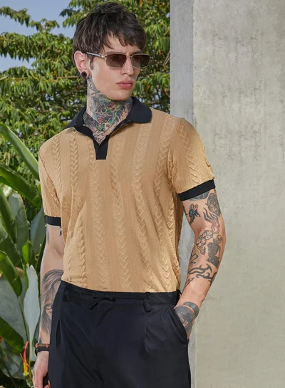 Campus Sutra Men's Buff Beige & Obsidian Black Arc-Tactile Polo T-Shirt