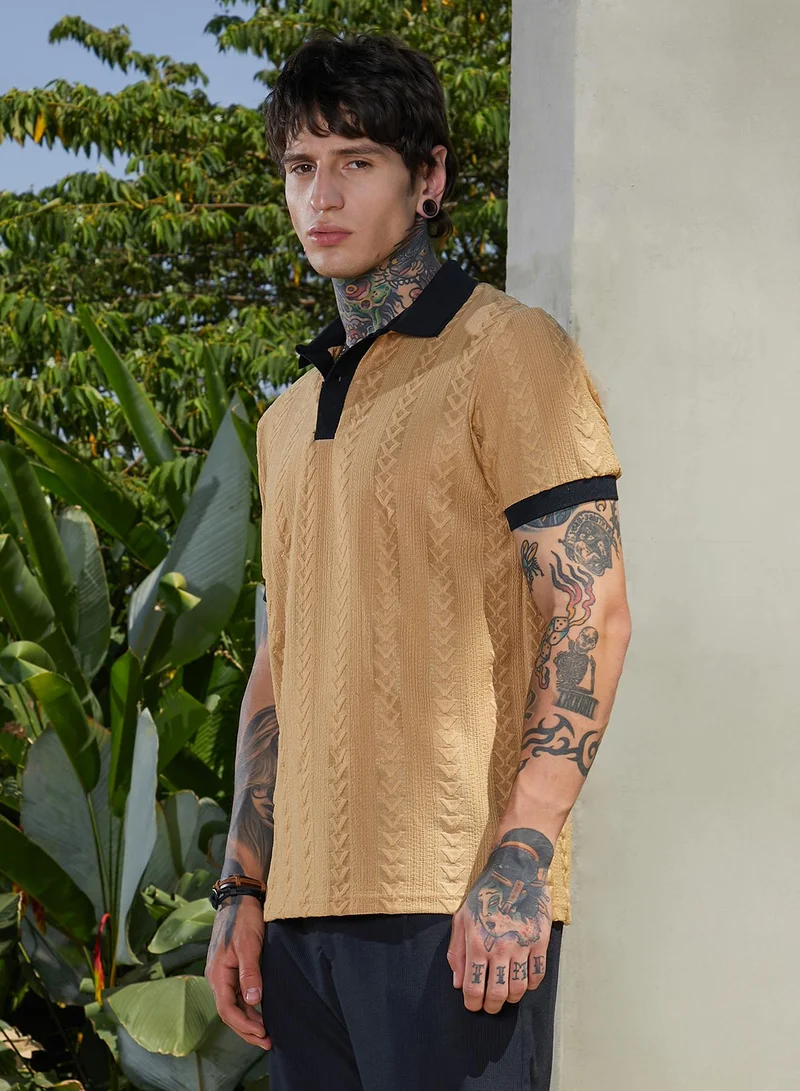 Campus Sutra Men's Buff Beige & Obsidian Black Arc-Tactile Polo T-Shirt