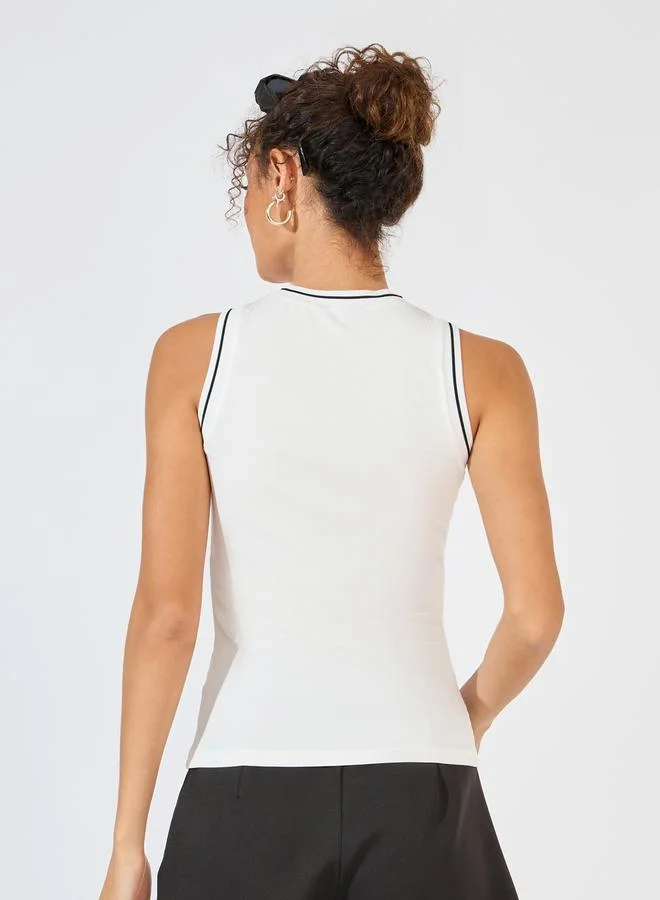 Styli Flat Knit Sleeveless Top with Contrast Piping