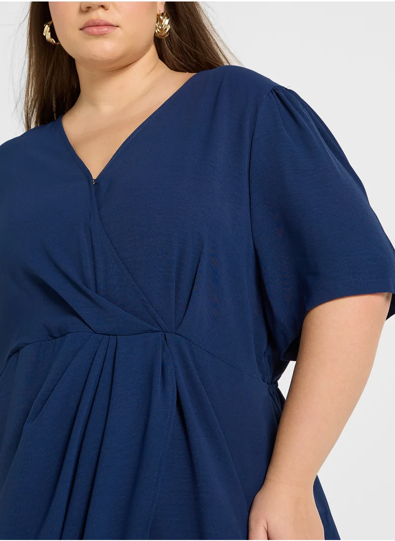ايلا بلس Ruched Waist Detail Dress