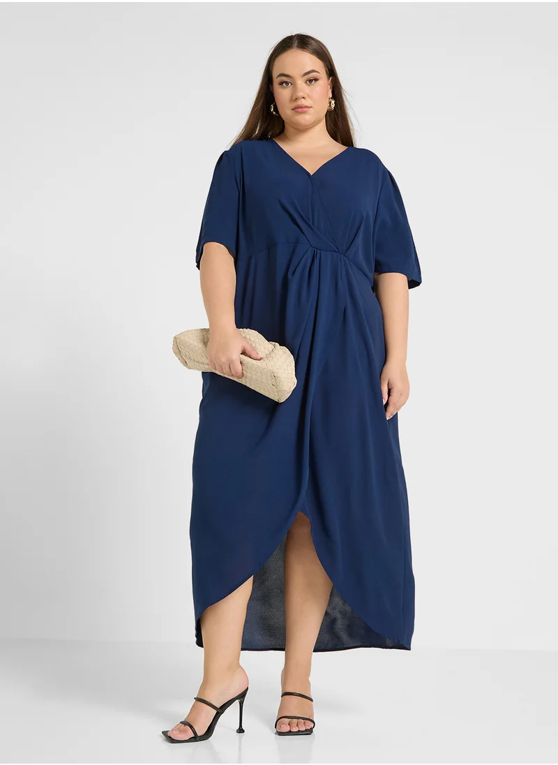 ايلا بلس Ruched Waist Detail Dress