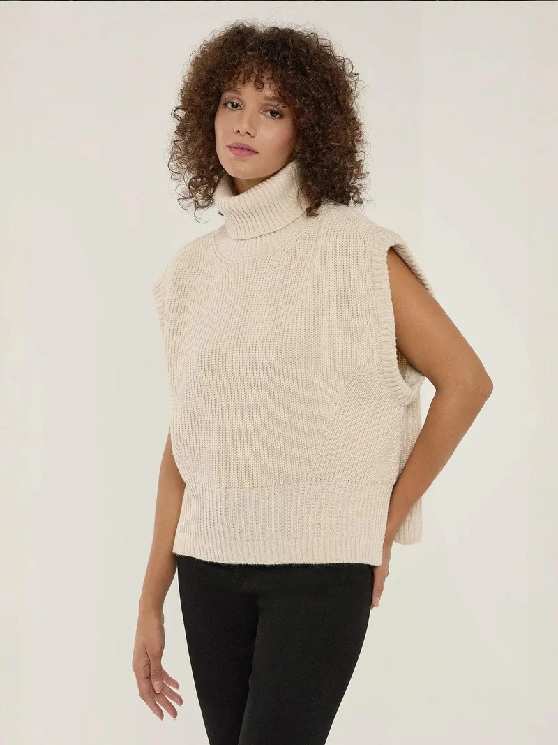 HICCUP Relaxed Fit Turtleneck Sweater Vest