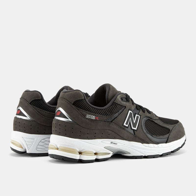 New Balance Men's 2002R Shoes - Image 3