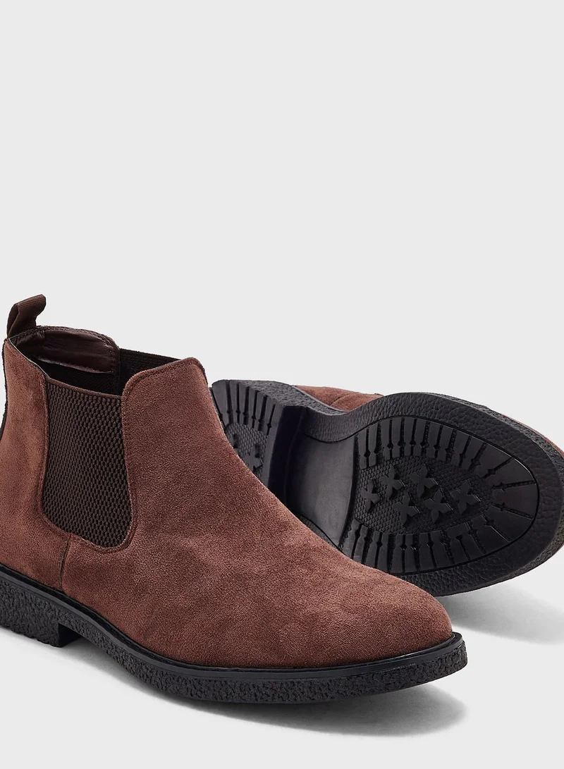 Robert Wood Faux Suede Chelsea Boots