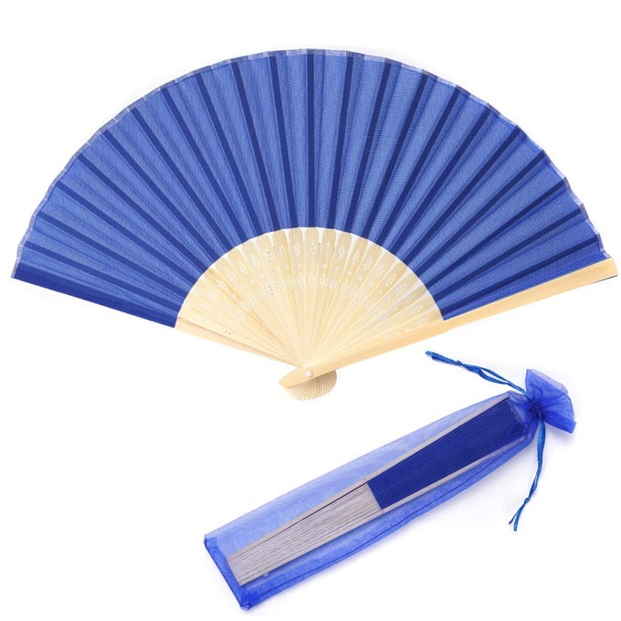 24PCS IMITATED SILK HAND FAN IMITATED SILK FABRIC BAMBOO HANDHELD FOLDED FAN BRIDAL DANCING PROPS CHURCH WEDDING PARTY FAVORS WITH ORGANZA BAGS ROYAL BLUE