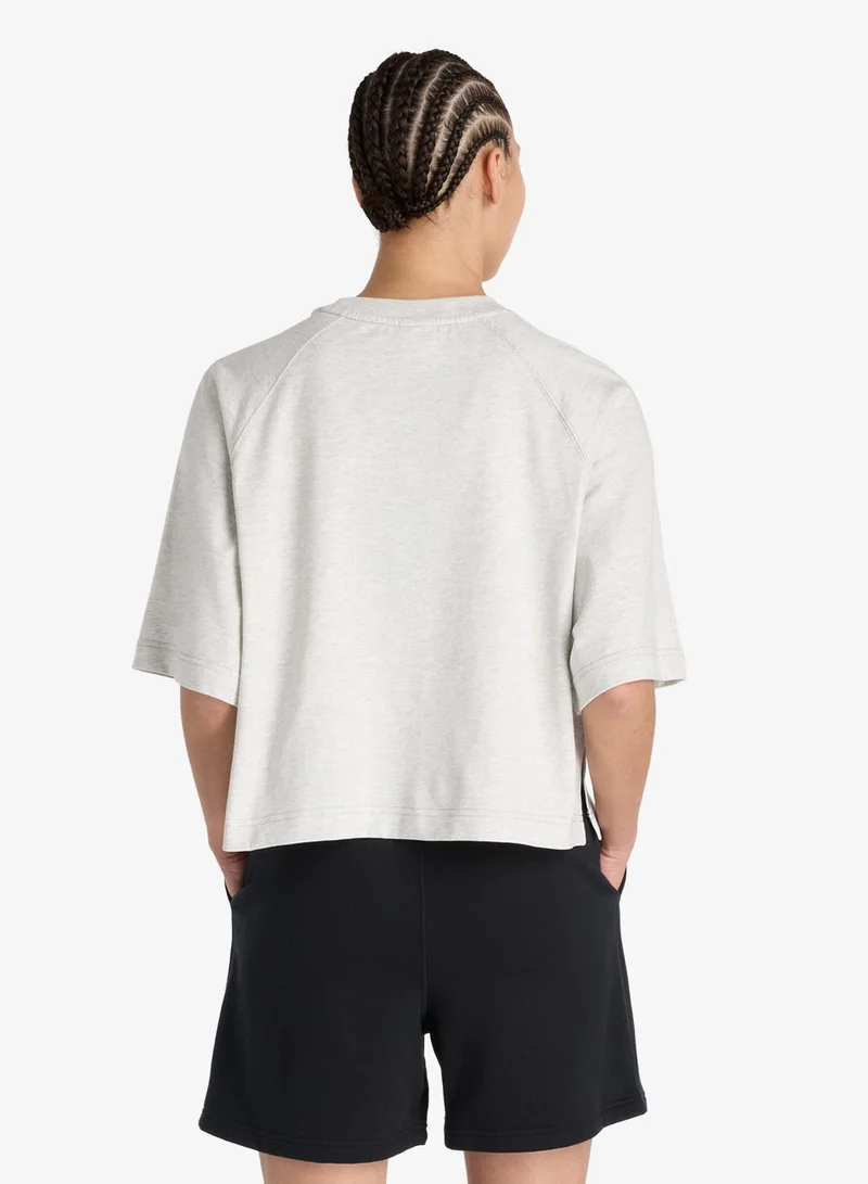 New Balance Raglan Oversized T-Shirt