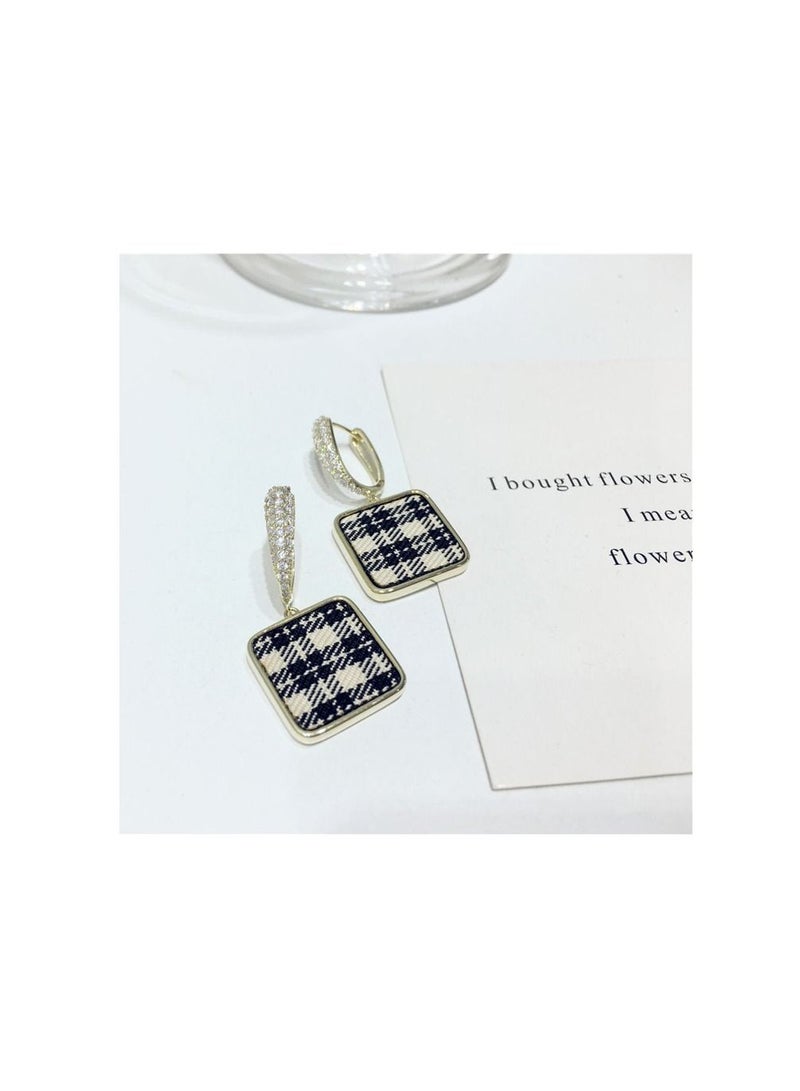 1-Pair Fabric Square Earrings, Artsy Vintage Plaid Earrings With Diamonds - Image 4