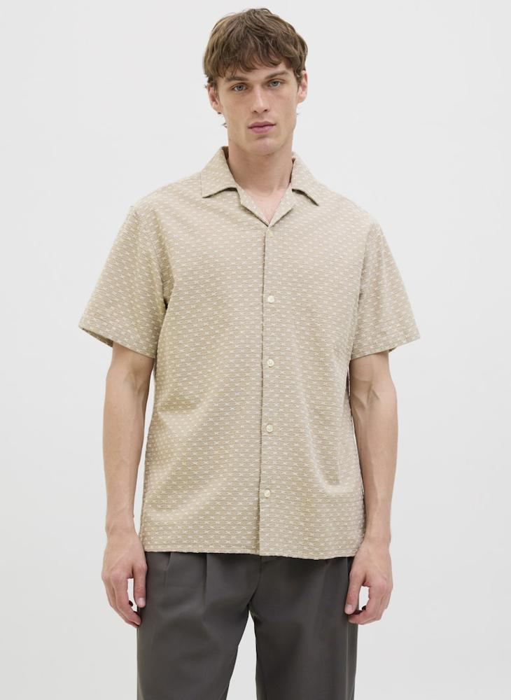 JACK & JONES Jprbluedison Jacquard Resort Regular Fit  Shirt  - Image 1