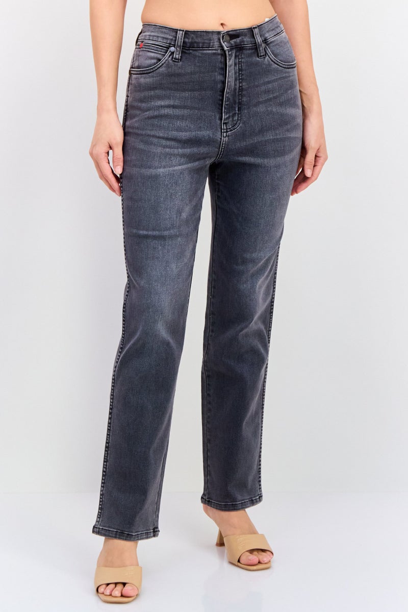 Wrangler Women Regular Fit Straight Leg Washed  Stretchable Jeans, Grey - Image 1