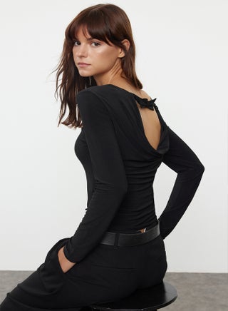 Black Backless Bow Detailed Flexible Regular/Normal Pattern Knitted Blouse TWOAW25BZ00175 - pzsku/ZC280CB89B0E8F3D35435Z/45/_/1739718413/251a356d-0694-4026-921e-9739df1ee5e0