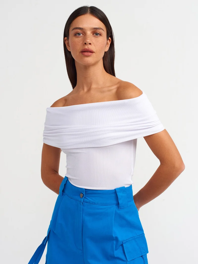 Dilvin 30851 Low Shoulder Blouse-White