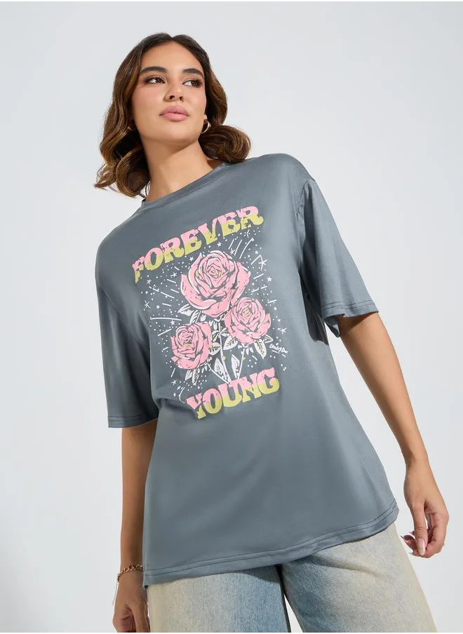 Styli Oversized Rose Graphic Print T-Shirt