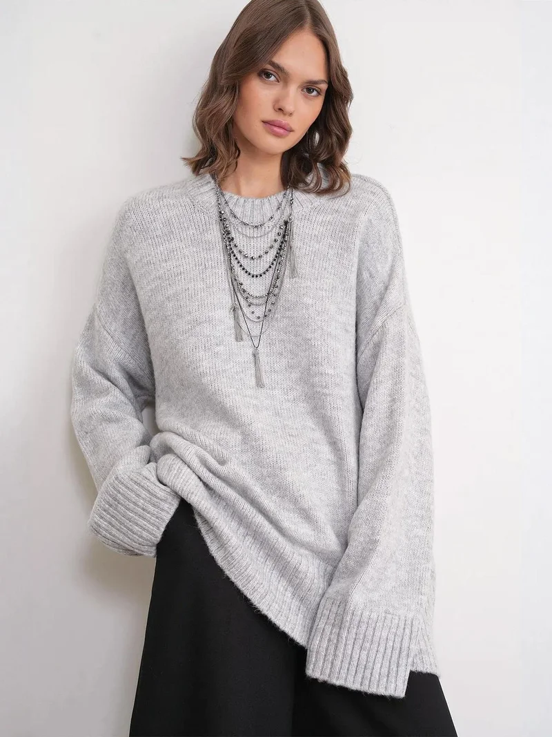 MixRay Mixray Oversized Ribbed Knit Sweater with Crew Neck