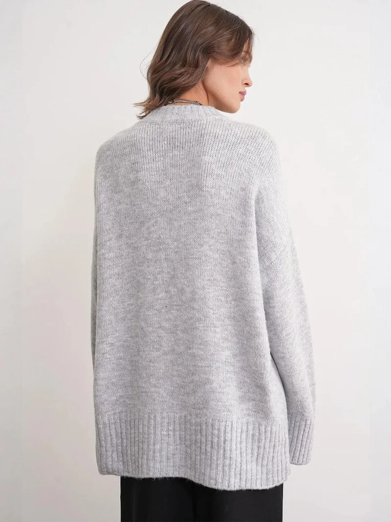 Mixray Grey Mixray Oversized Ribbed Knit Sweater with Crew Neck for Women | Best Price UAE