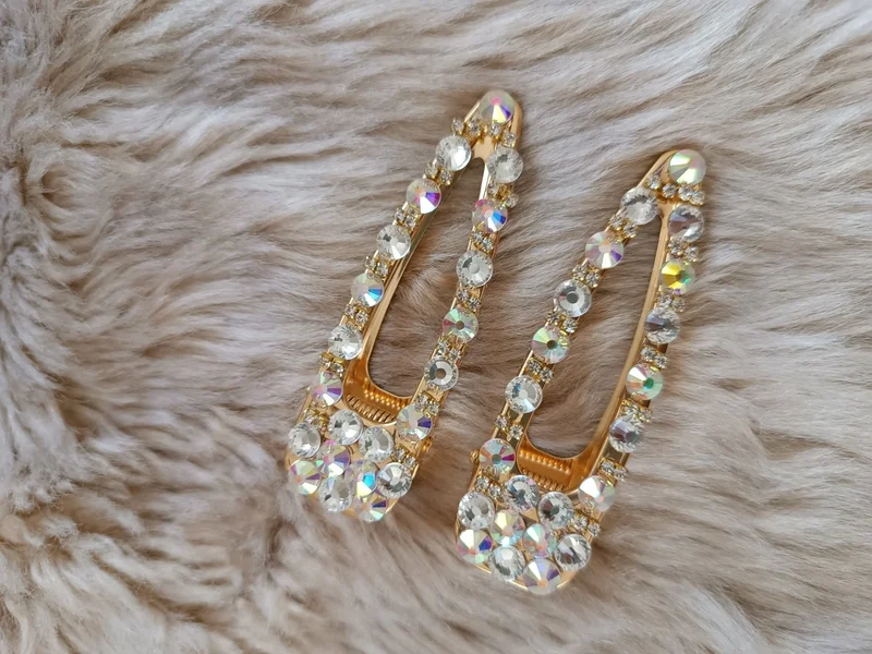 Efna Store 2-Pack Zircon Stone Gold Color Open Triangle Shaped Pin Buckle (2 Pieces)