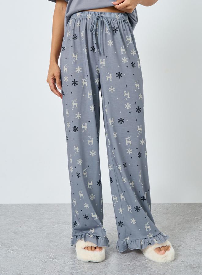 Styli Reindeer Pocket T-Shirt and Ruffle Hem Pyjama Set - Image 5