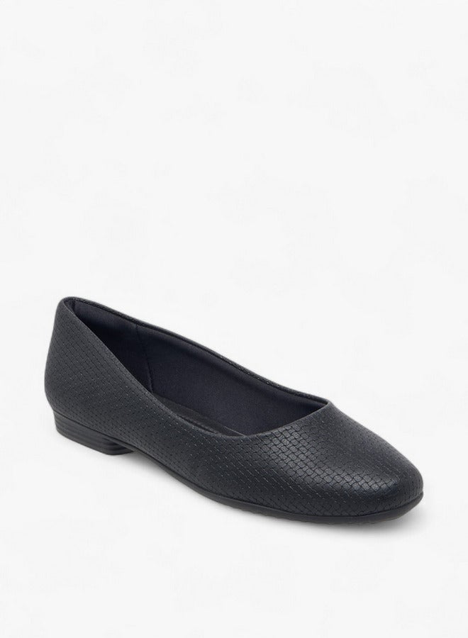 Piccadilly Women's Textured Slip-On Ballerina Shoes  - Image 2