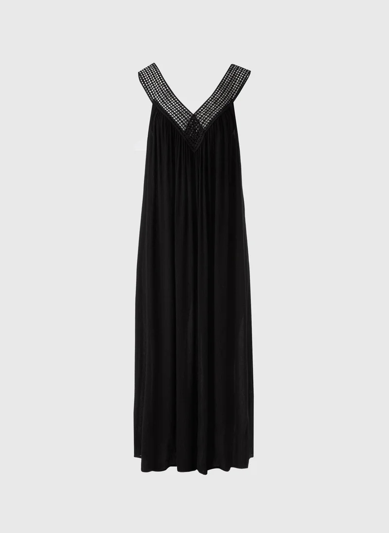 Matalan Black Crinkle V-Neck Maxi Dress