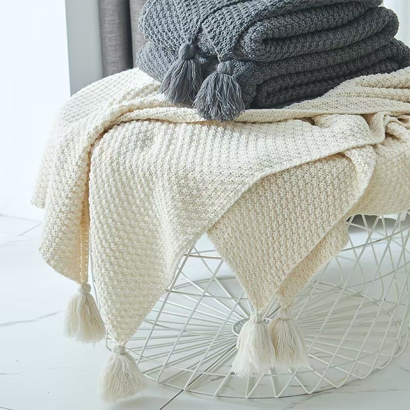 WU Nordic Style Sofa Blanket with Tassels and Knitted Ball - Perfect for Office and Air Conditioning - Image 2
