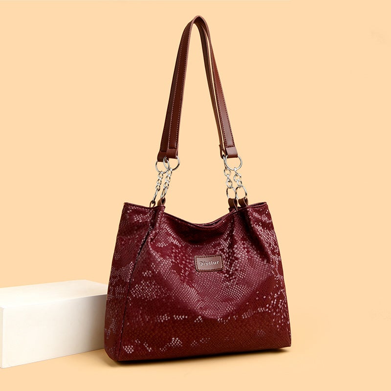 New Fish Scale Pattern Fashionable And Versatile Commuting Travel Large-Capacity Women'S Shoulder Tote Bag - Image 1
