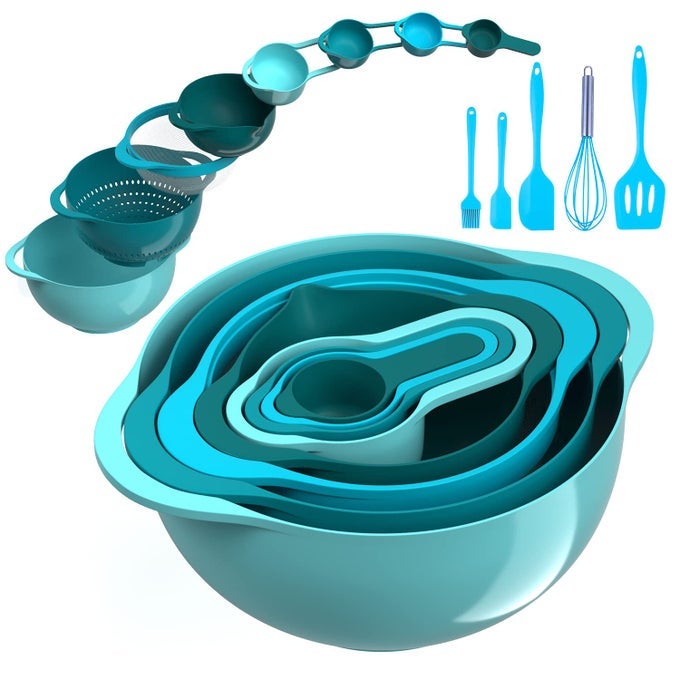 13 PCS MIXING BOWLS SET RV CAMPING ACCESSORIES SET APARTMENT KITCHEN GADGET EASY STORAGE INCULDING MEASURING CUPS COLANDER SIFTER LARGE BOWL WHISK SCRAPER GREAT FOR COOKING AND BAKING NO BPA