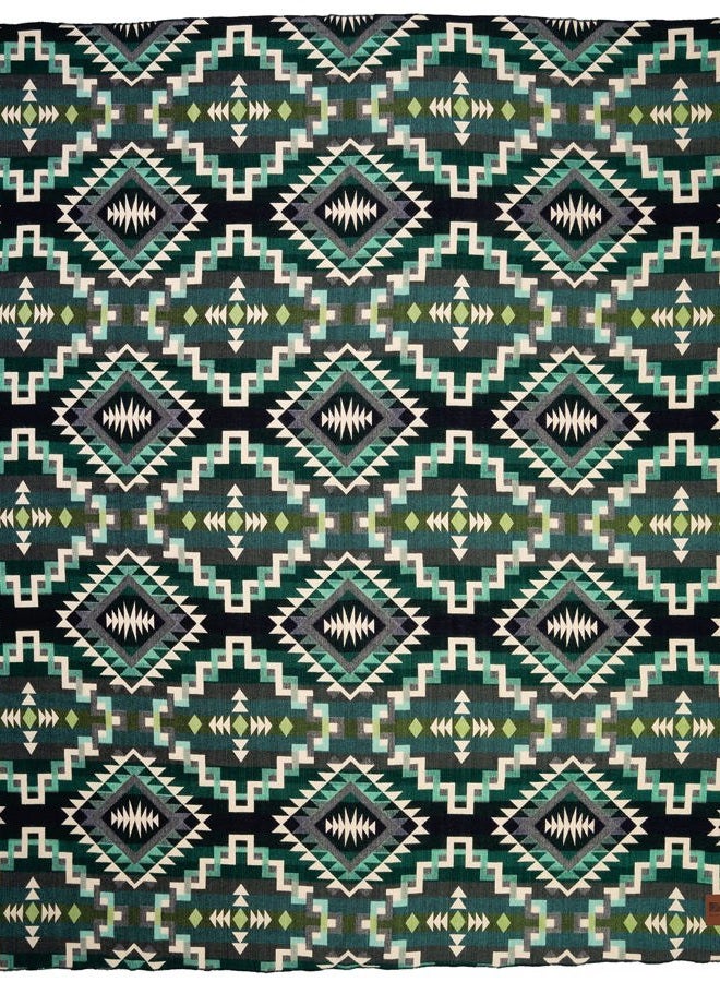 QISU Wool Blanket Throw | Large, Beautiful, Warm, Variegated, Handmade in Ecuador by Local Artisans |94″ x 78″| Ultra-Soft, Hypoallergenic & Breathable | Non-Itchy or Scratchy Fabric (Shamrock Star) - Image 2