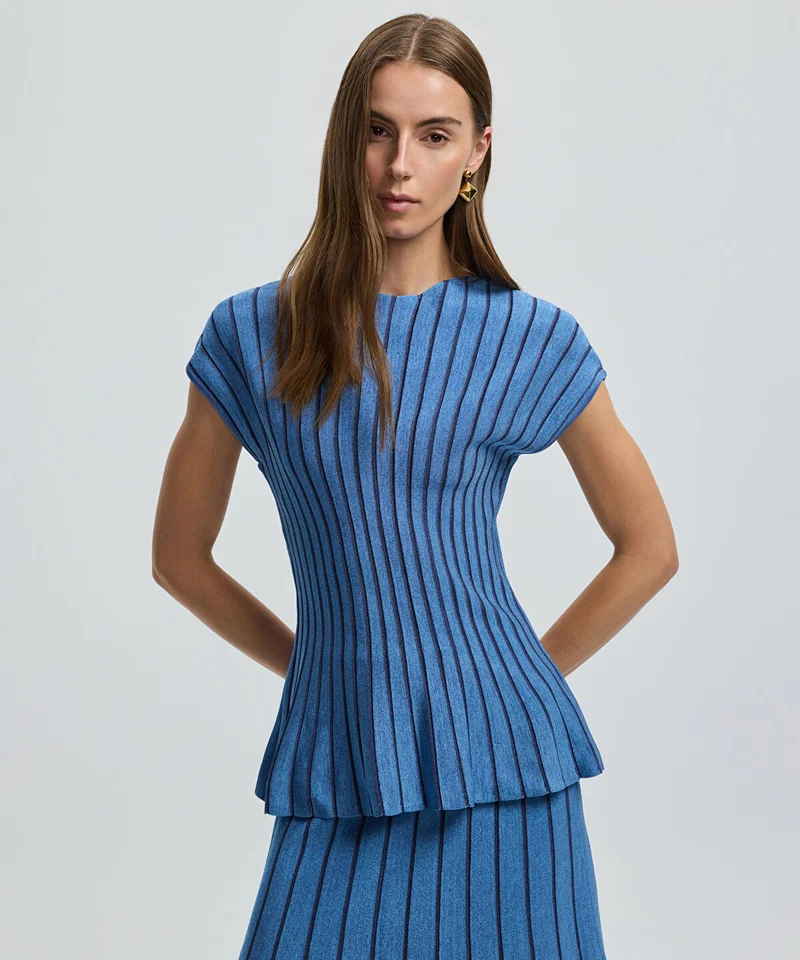 ايبيكيول Contrast Trim Knit Top