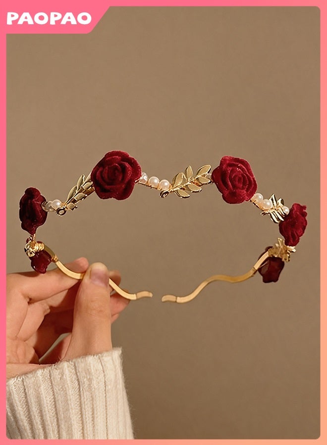 Pao pao Elegant Hairband Adorned With Pearl  Red Roses, And The Structure Coated With Shiny Gold - Image 3