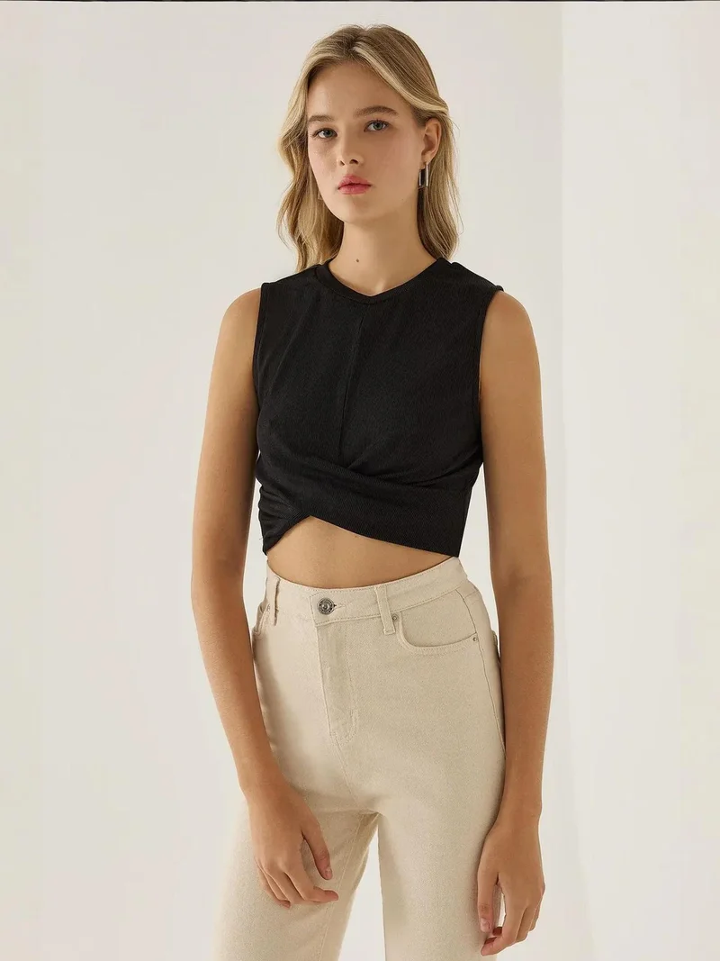 HICCUP Across  Detailed Knitted Crop