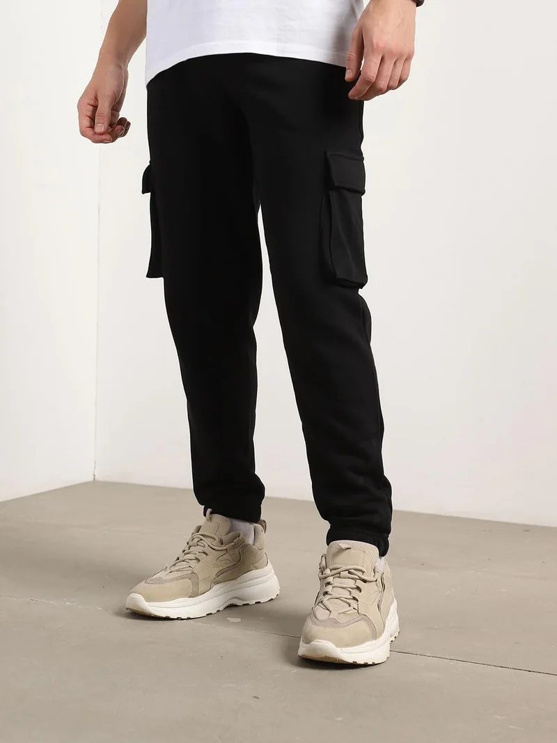 NOBERO  Men's Black Cargo Jogger Sweatpants for Men | Best Price UAE