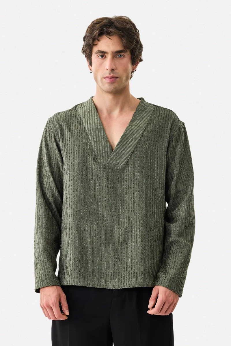 SNITCH Box Fit V Neck Popover Shirt