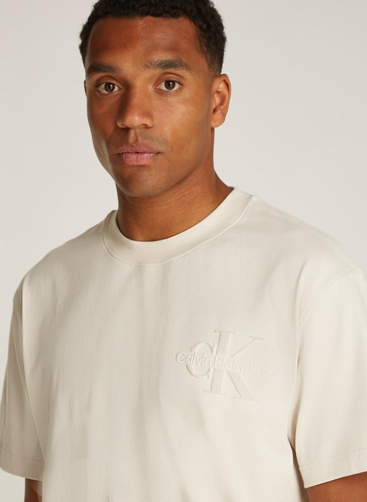 Calvin Klein Jeans Logo Crew Neck T-Shirt  - Image 3