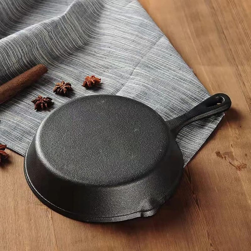 أن.سي مقلاة حديدية مملحة مسبقًا من NC Kitchen، مناسبة للاستخدام داخليًا وخارجيًا، للقلي والشواء مقلاة حديدية (16 سم) - Image 3