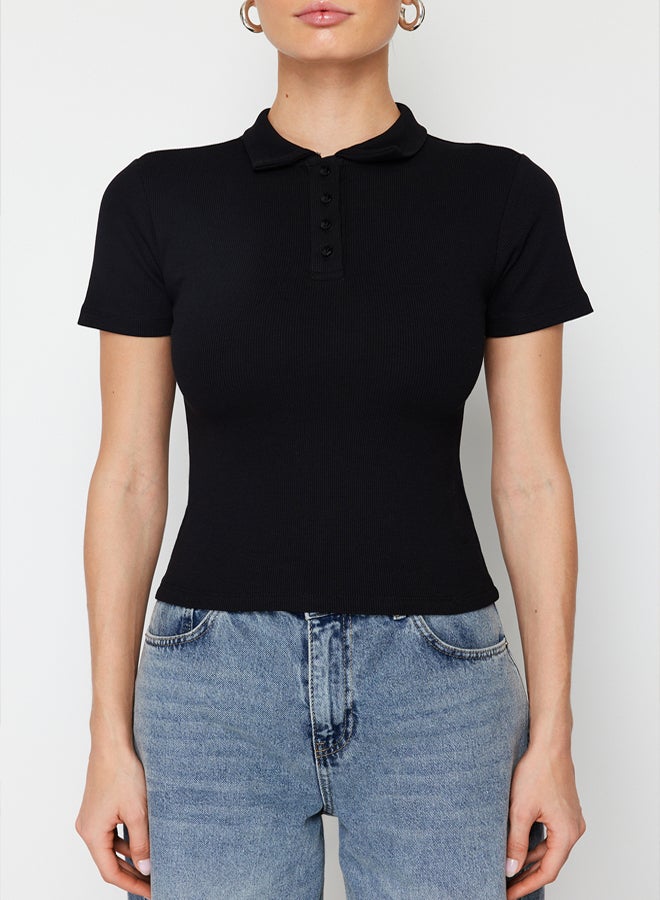 trendyol Black Polo Neck Buttoned Short Sleeve Stretchy Ribbed Knitted Blouse TWOSS24BZ00111 - Image 4