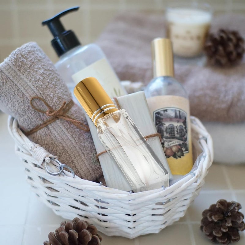 هومويويوو (Homoyoyo)، مجموعة من 4 زجاجات رش بسعة 10 مل، عبارة عن رذاذات عطر قابلة لإعادة التعبئة ومقاومة للتسرب، بتصميم مربع، مناسبة للسفر والاستخدام اليومي. - Image 4