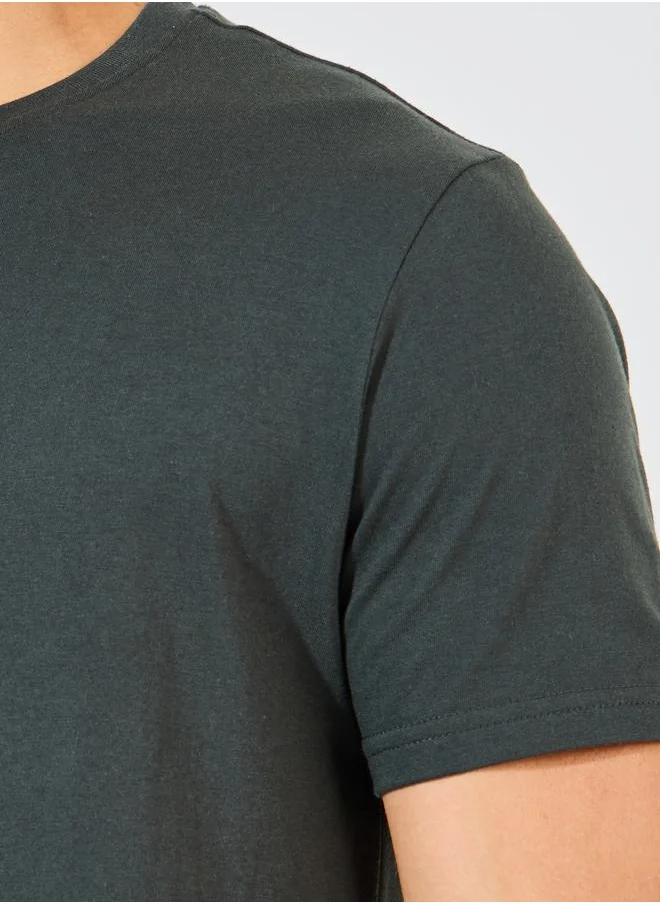 Styli Solid Regular Fit Cotton Rich T-Shirt