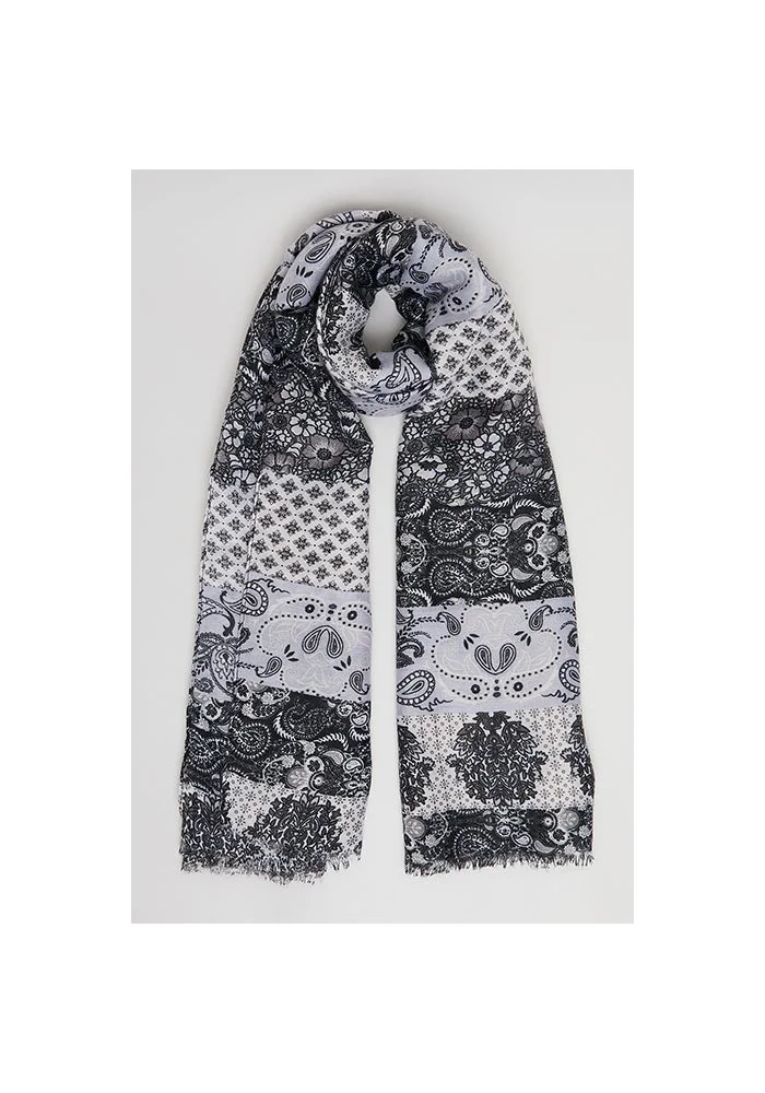 Patterned Scarf