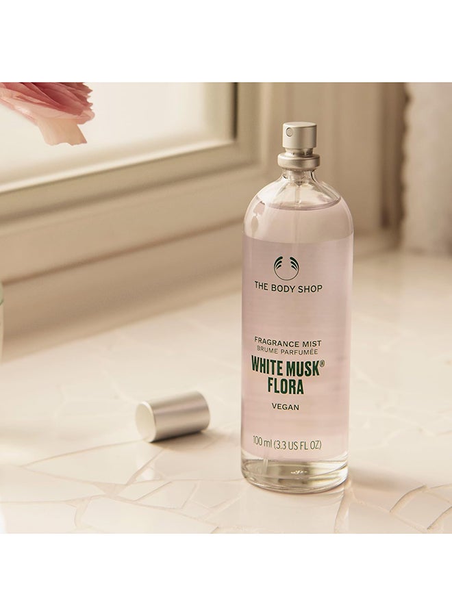 THE BODY SHOP رذاذ عطر المسك الأبيض فلورا - بخاخ جسم زهري منعش مع البرغموت، موغيت ومسك خالي من القسوة، عطر خفيف للاستخدام اليومي، زجاجة 100% نباتية وقابلة لإعادة التدوير، 100 مل - Image 2