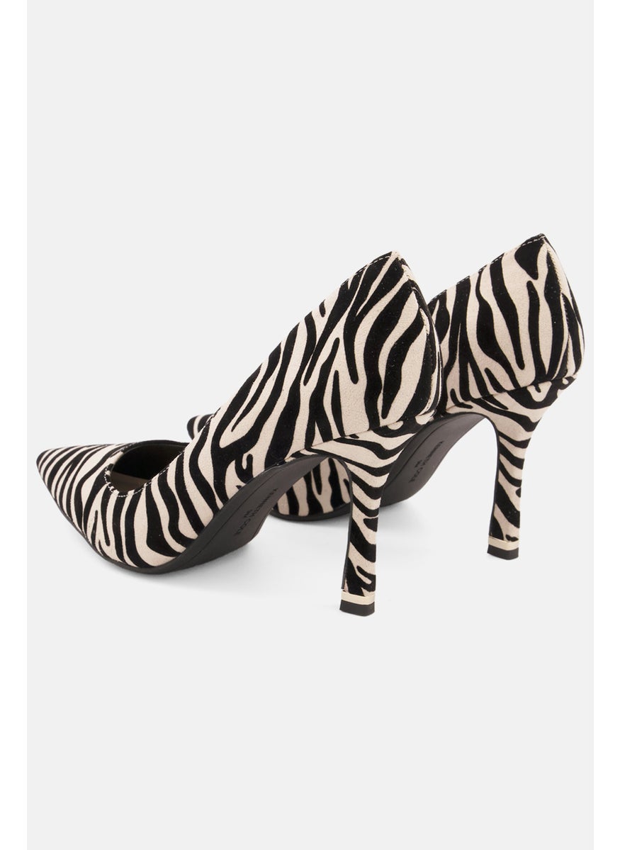 Kenneth Cole Women Medium Animal Print Pumps, Black  - Image 3